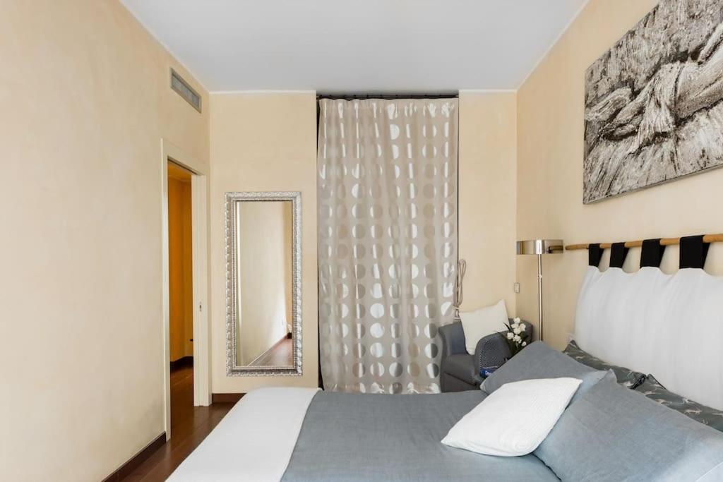 Elegant and Roomy Central Apartment