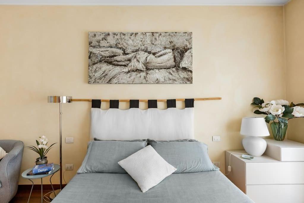 Elegant and Roomy Central Apartment