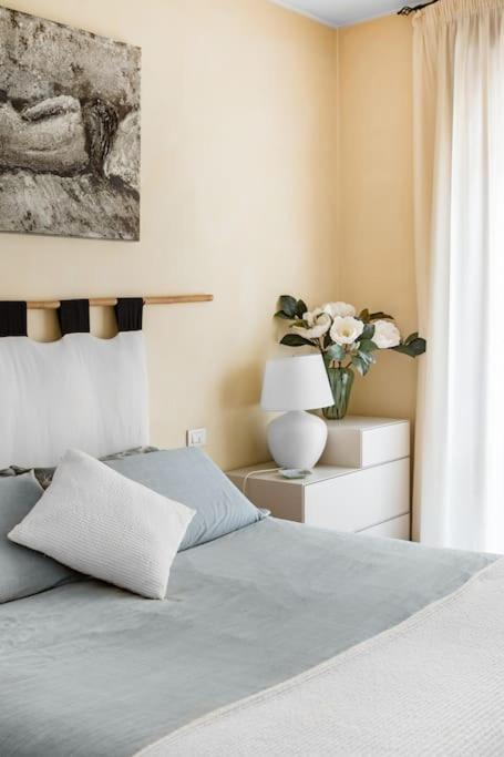 Elegant and Roomy Central Apartment