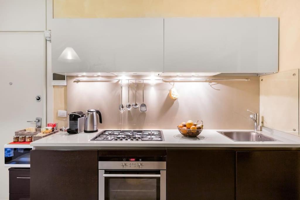 Elegant and Roomy Central Apartment