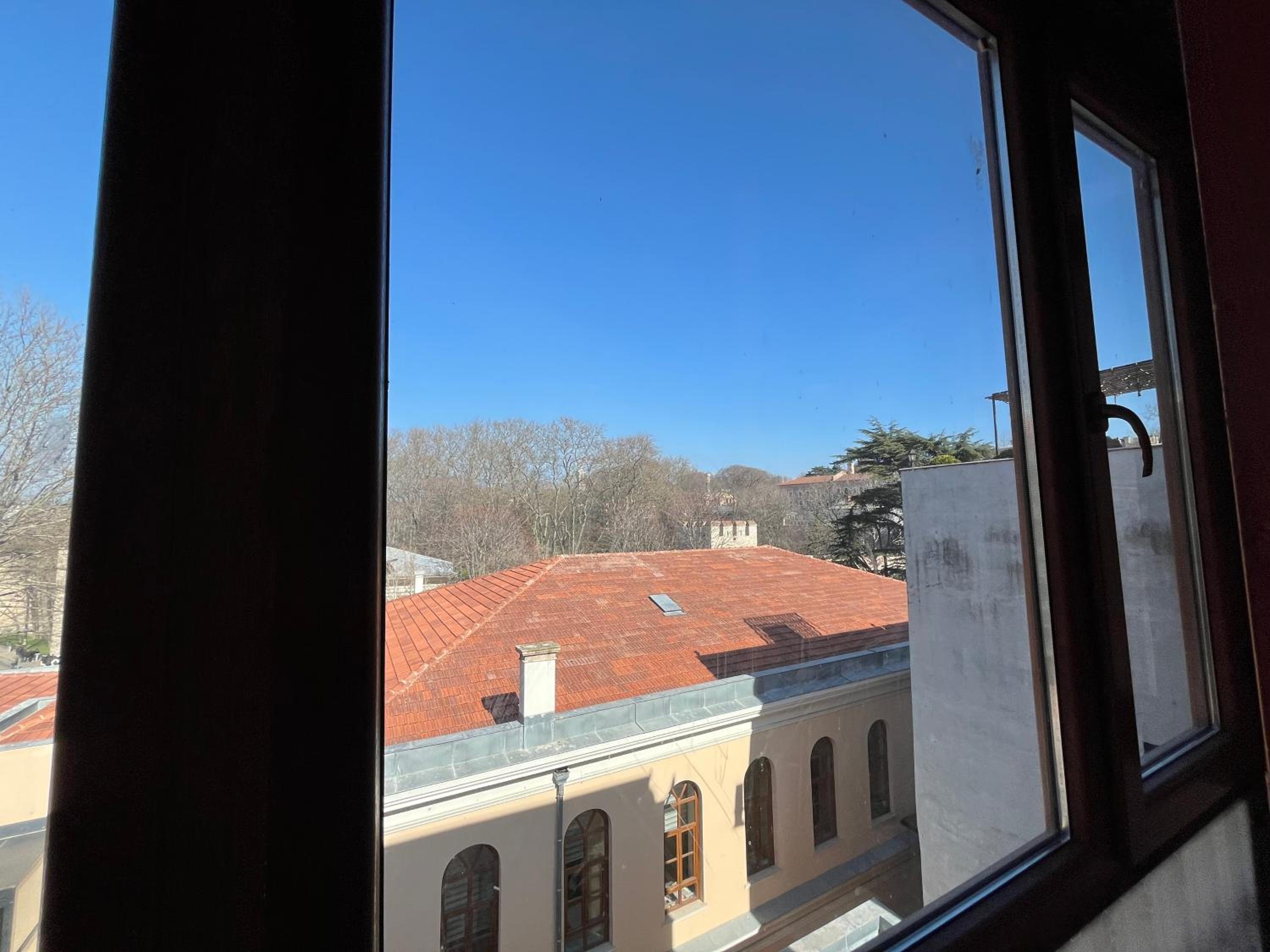 Le Safran Suite Hotel - Image 32