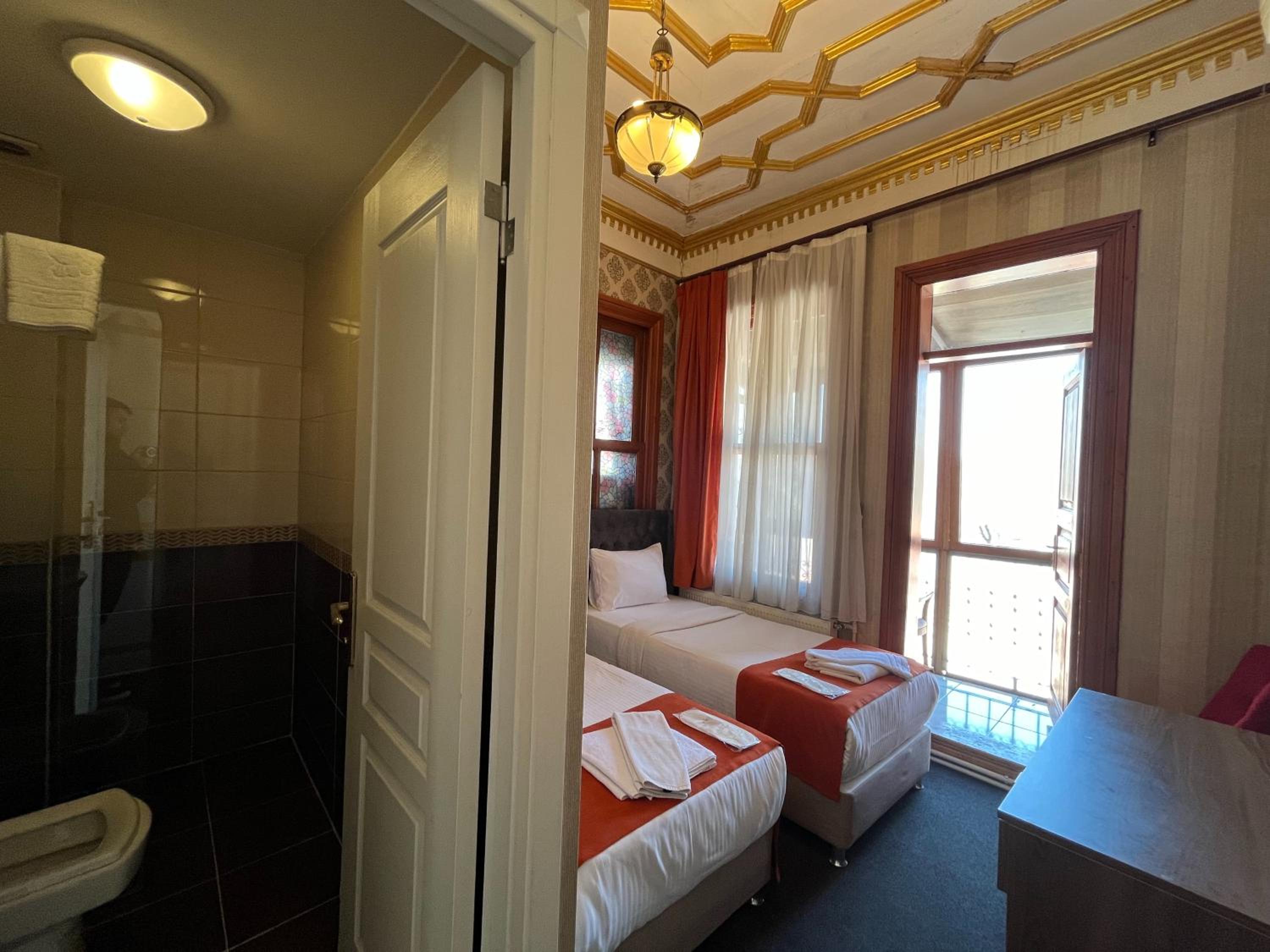Le Safran Suite Hotel - Image 66
