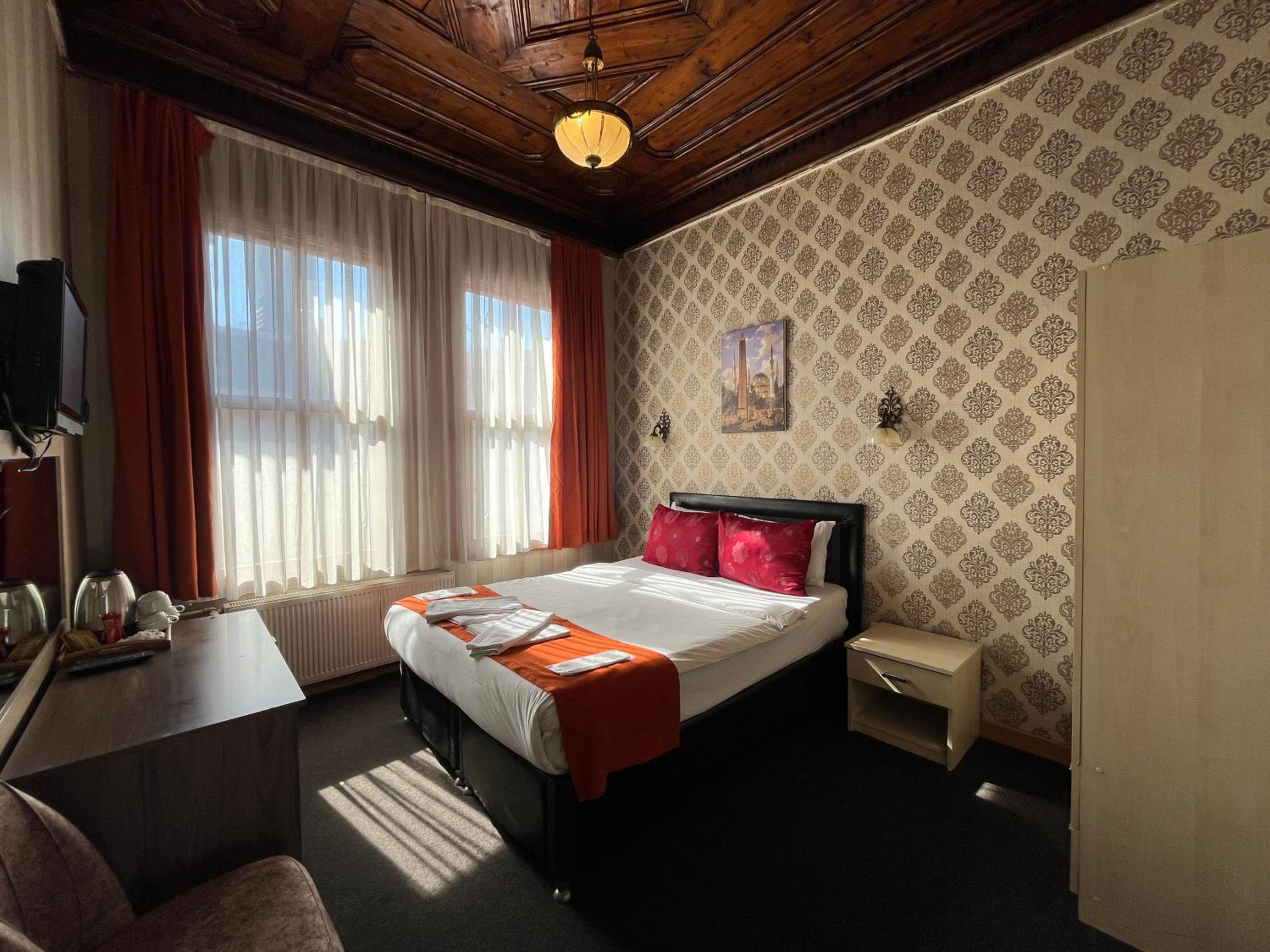 Le Safran Suite Hotel - Image 64