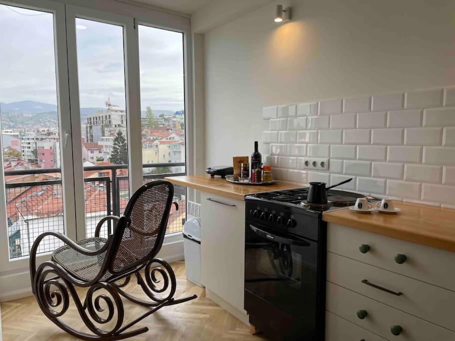 Newly renovated apartment in the heart of city