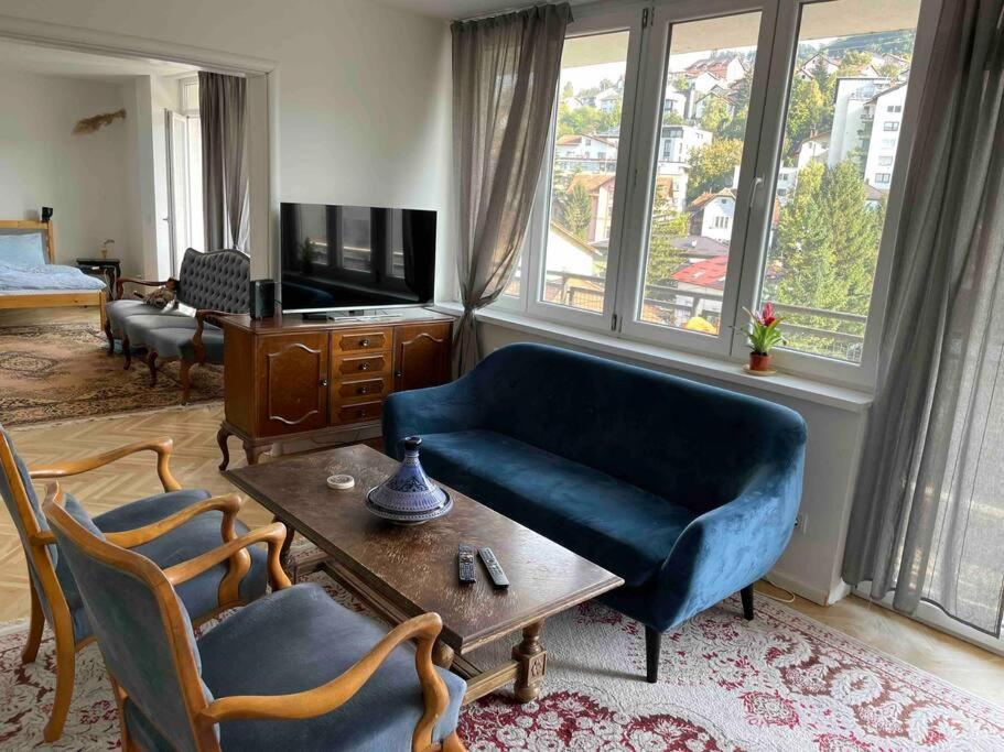 Newly renovated apartment in the heart of city