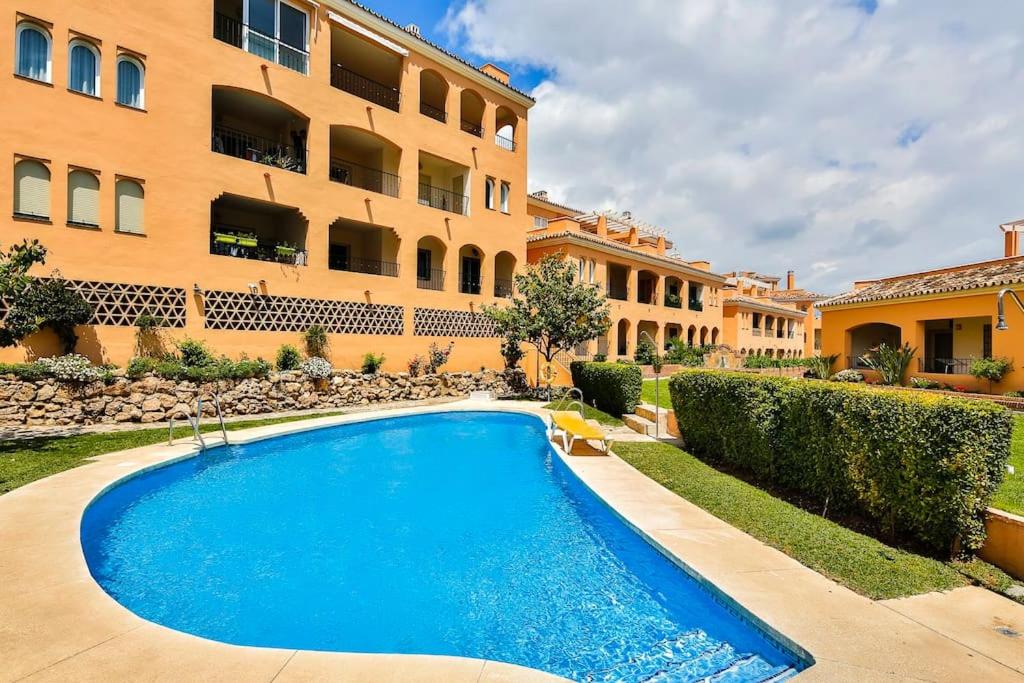 Luxury Banus Puerto Golf