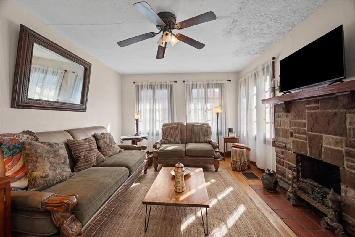 Light-Bright with Craftsman Character and Views view 5