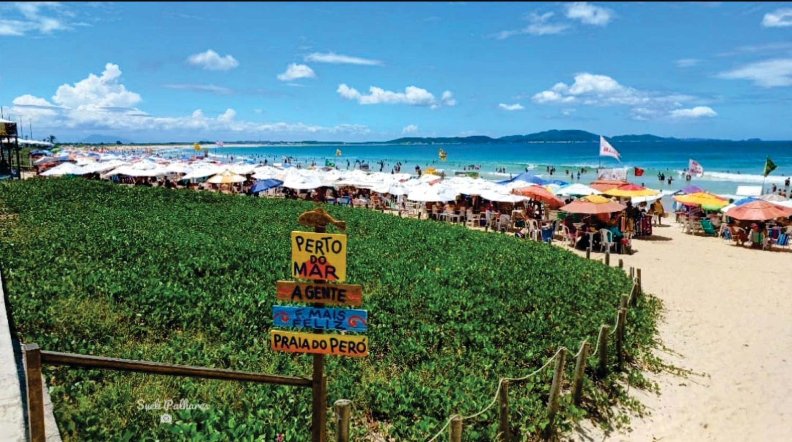 De frente a Praia do Peró, Da janela Maravilhe-se com a Vista! Apto tipo flat, Pé na Areia, Piscina, Wi Fi