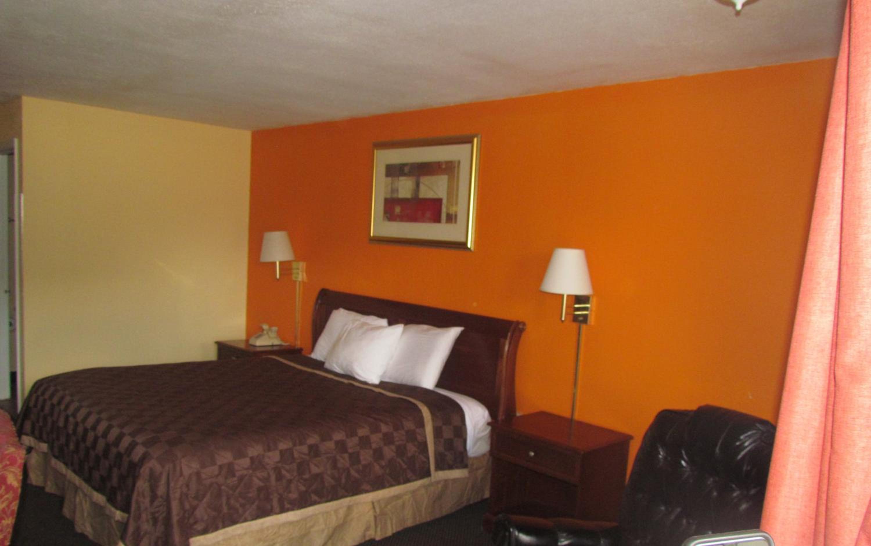 Red Carpet Inn - Augusta