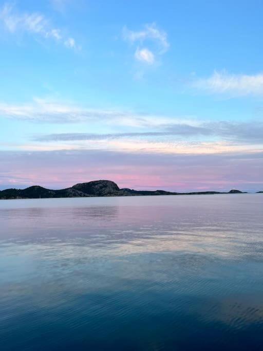 Unik hytte med fjordutsikt view 3