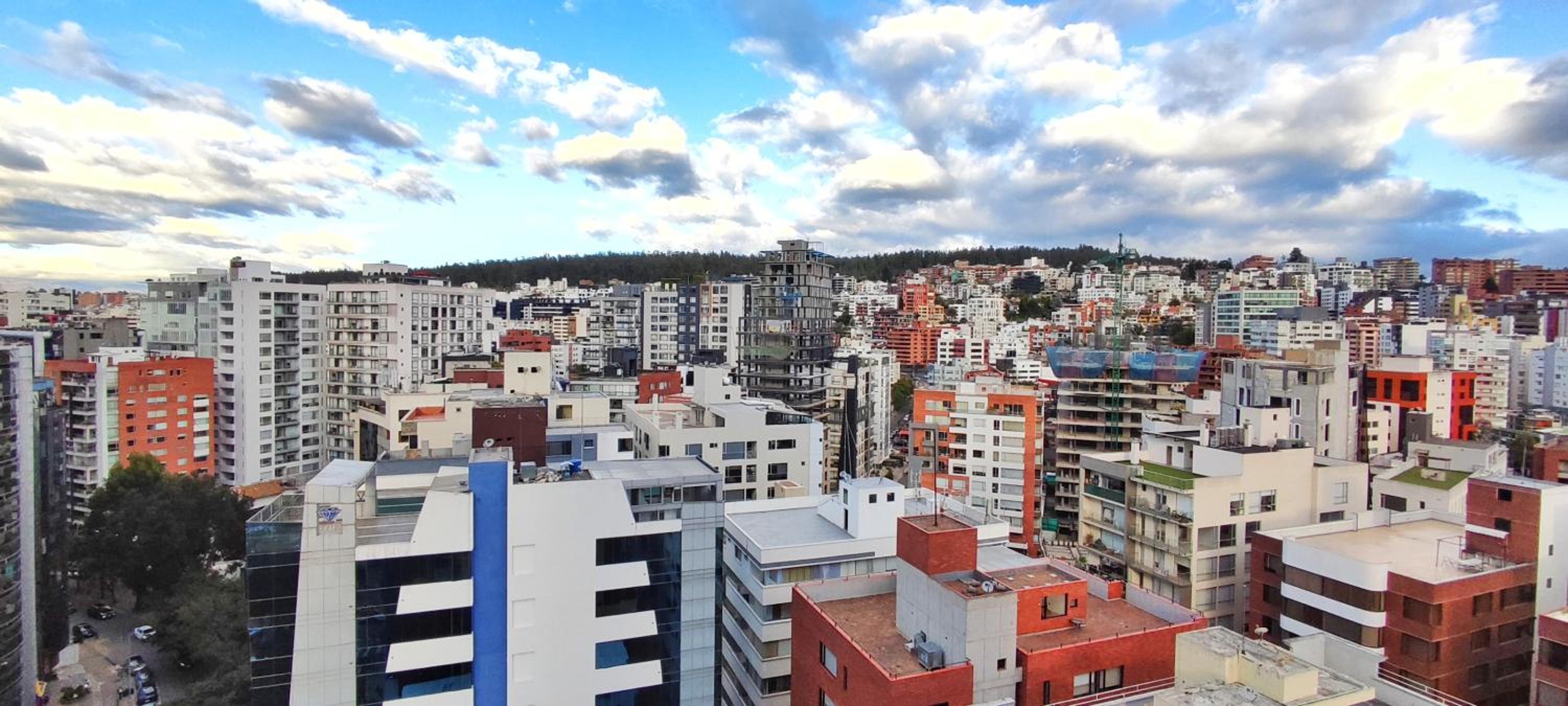 Republica del Salvador Coliving Ecuador XOE