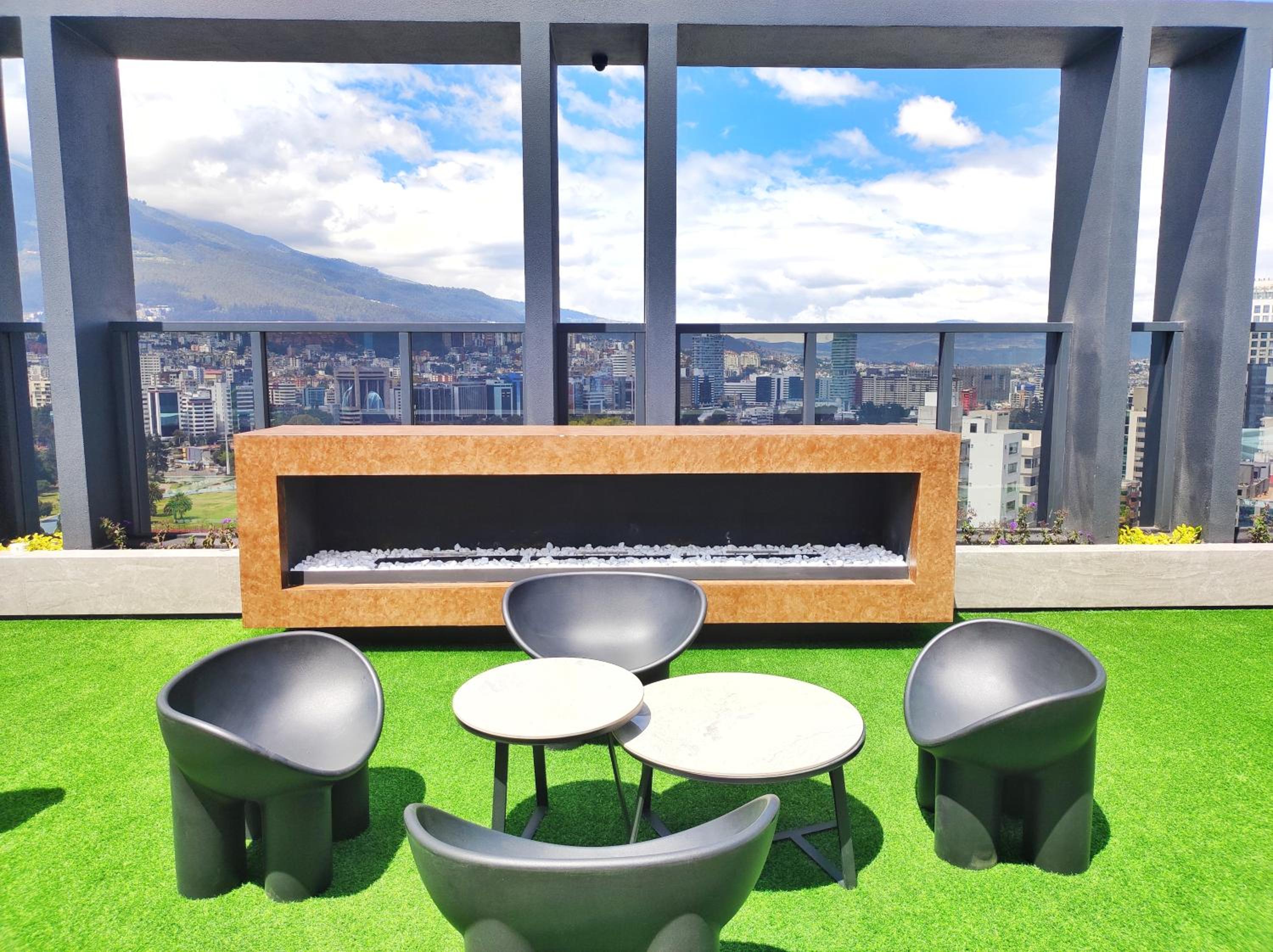 Republica del Salvador Coliving Ecuador XOE