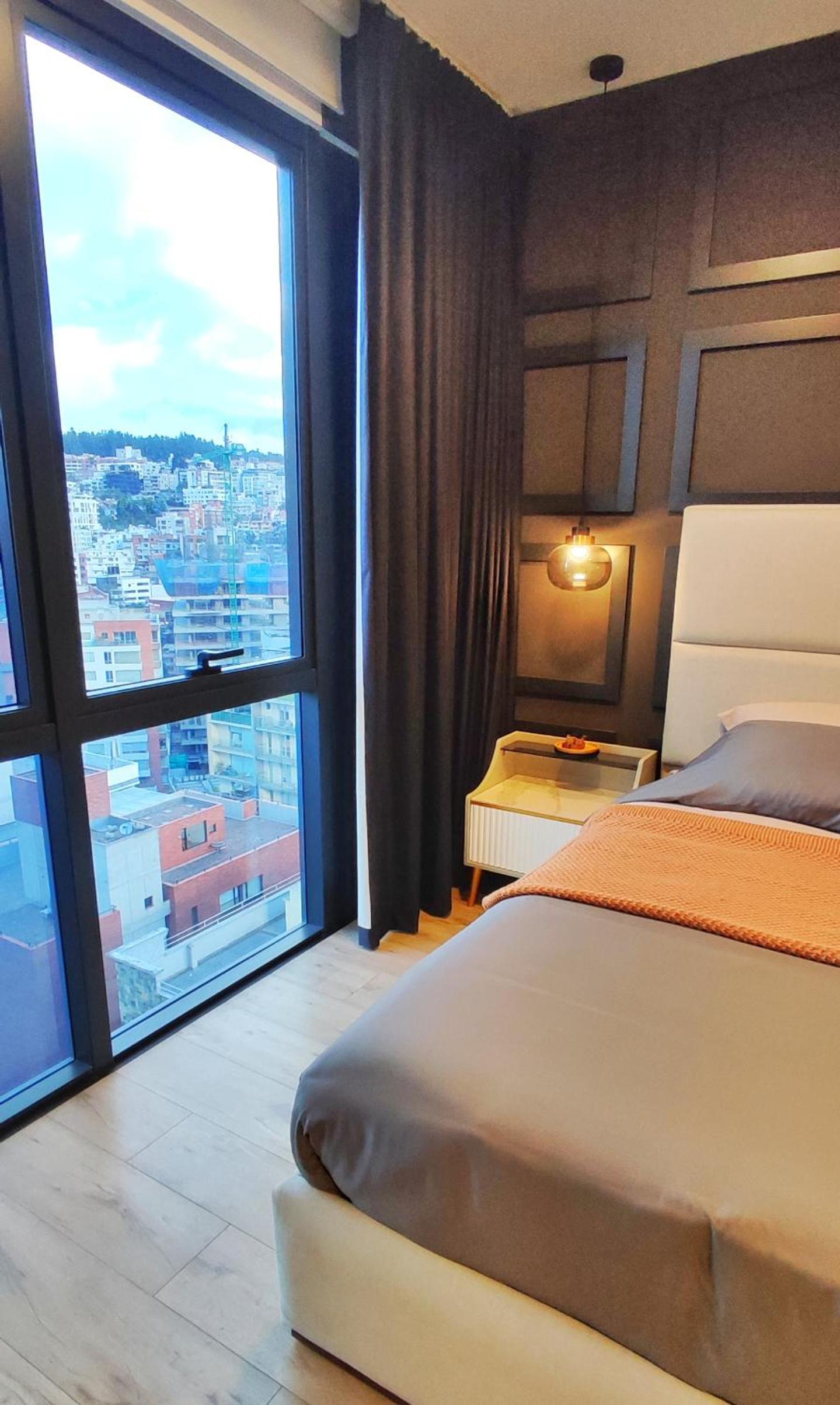 Republica del Salvador Coliving Ecuador XOE