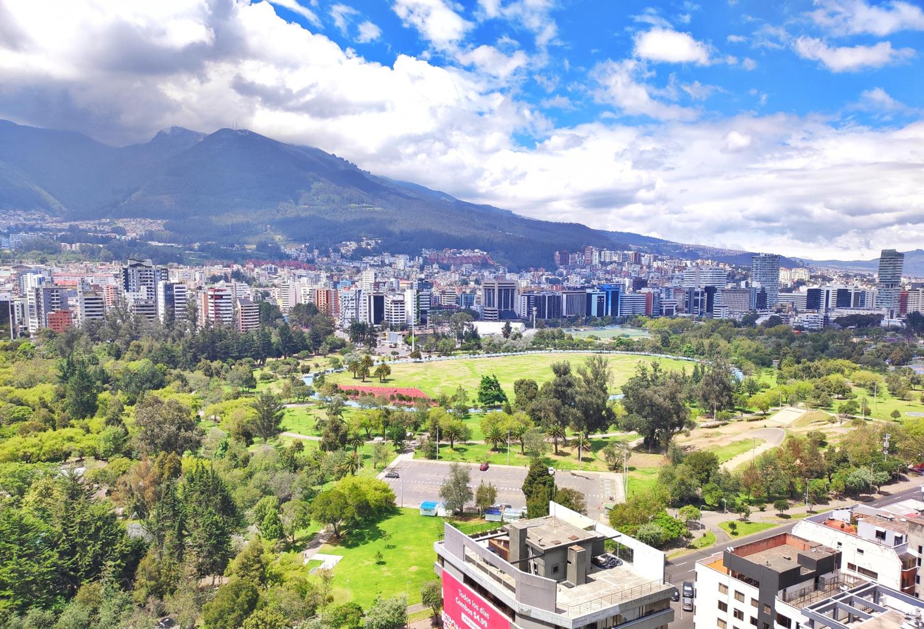 Republica del Salvador Coliving Ecuador XOE