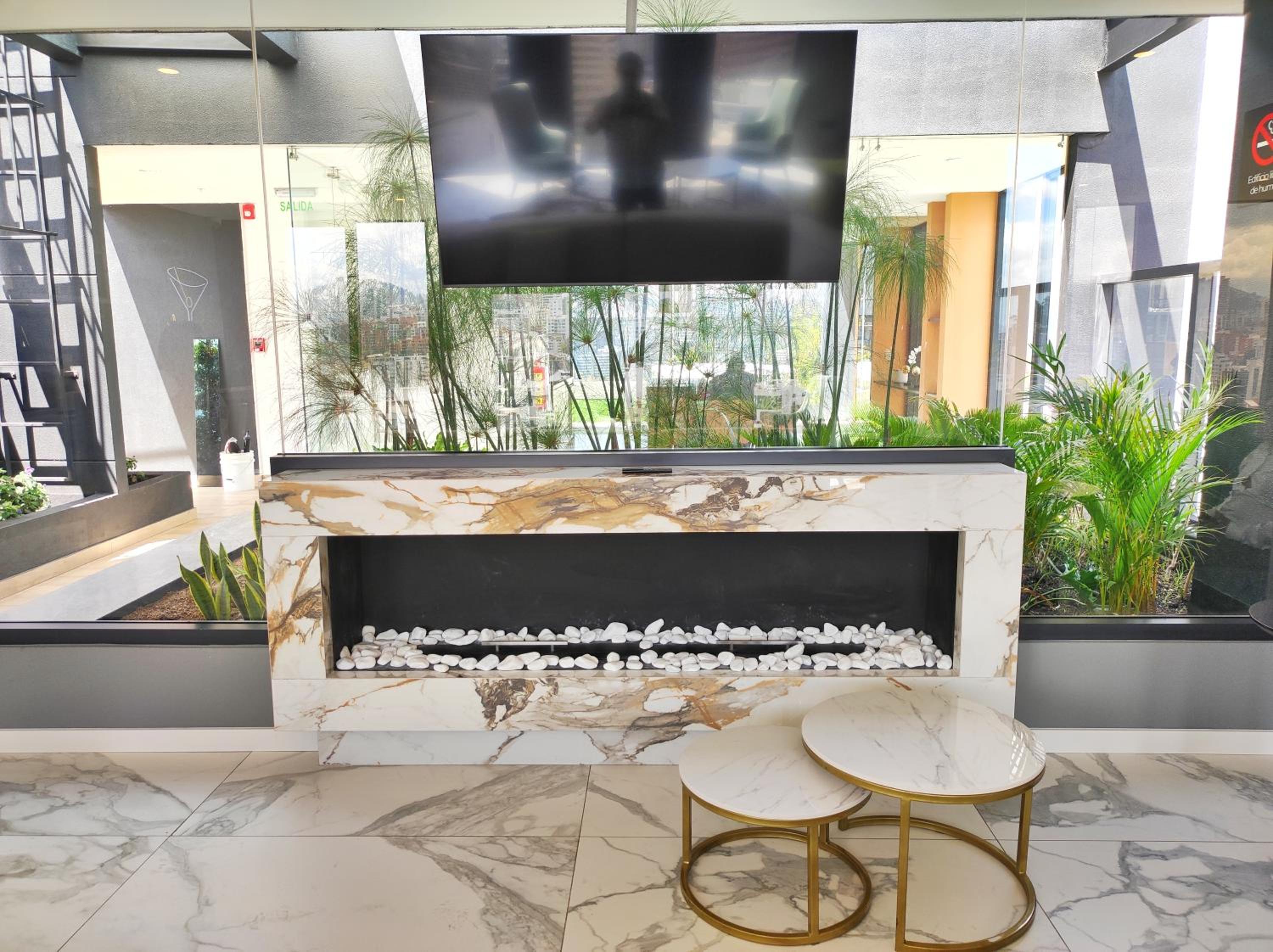 Republica del Salvador Coliving Ecuador XOE