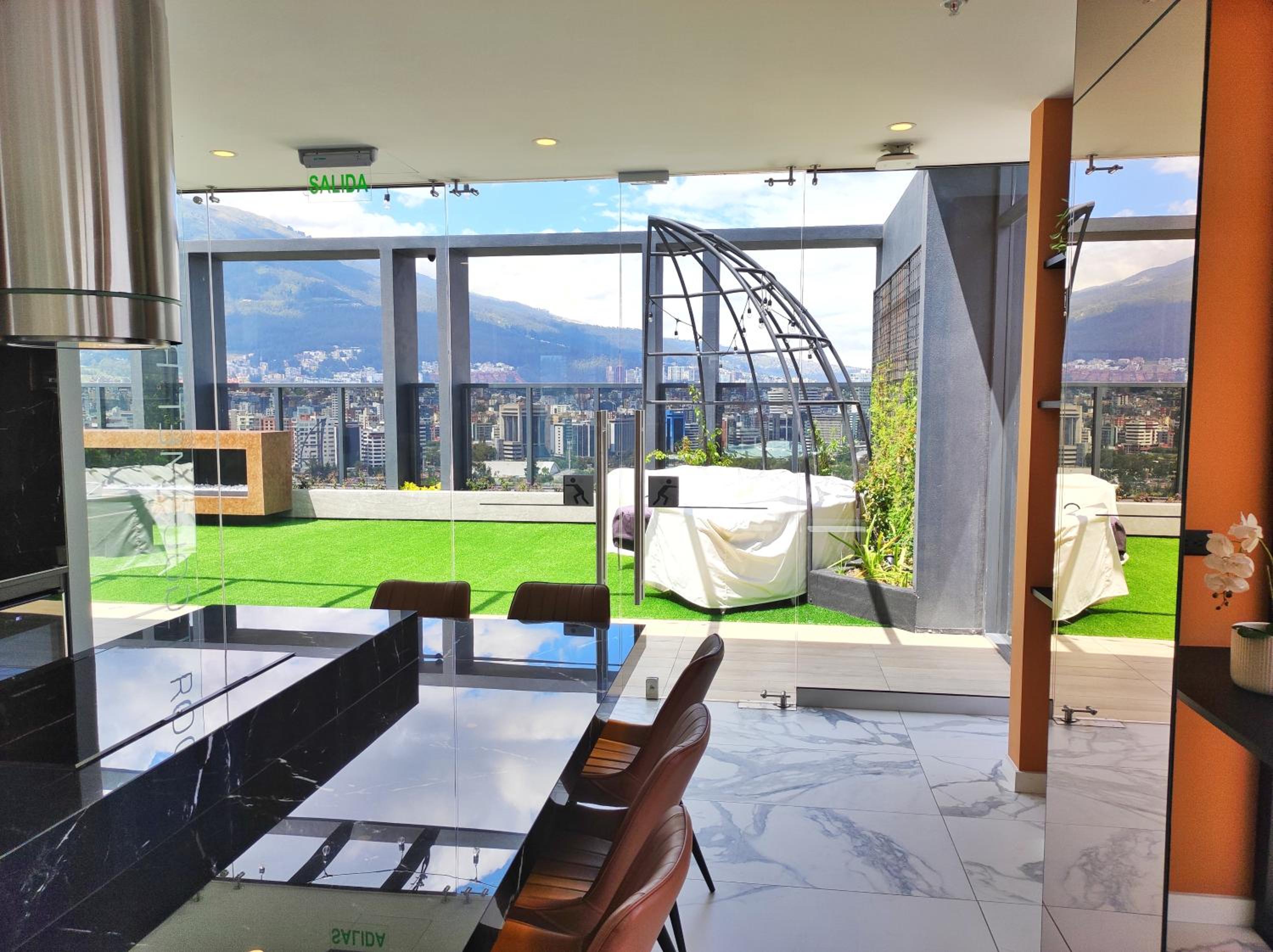 Republica del Salvador Coliving Ecuador XOE