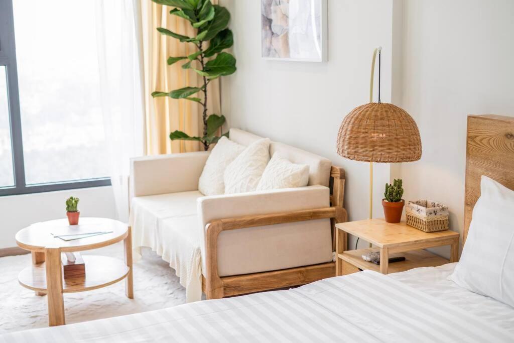 NEW_ 5 star bed, Lake view, Imperia Smart City