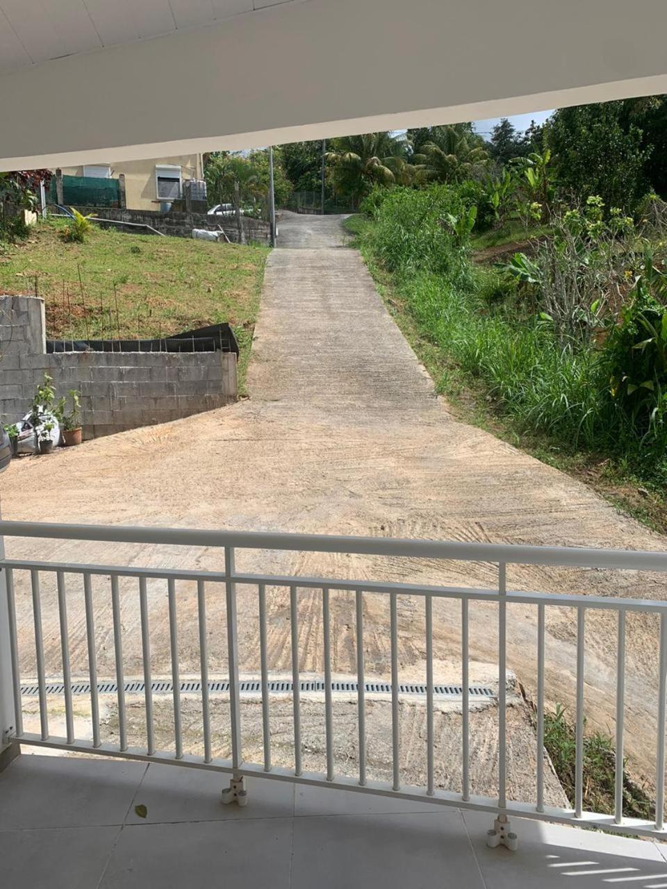 Villa les MAHOGANYS view 2