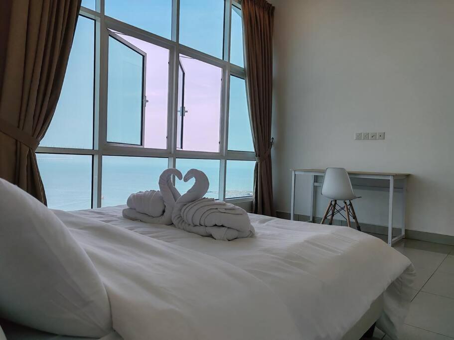 Invincible Seaview Vacation Condo 3R3B 8Pax photo 5