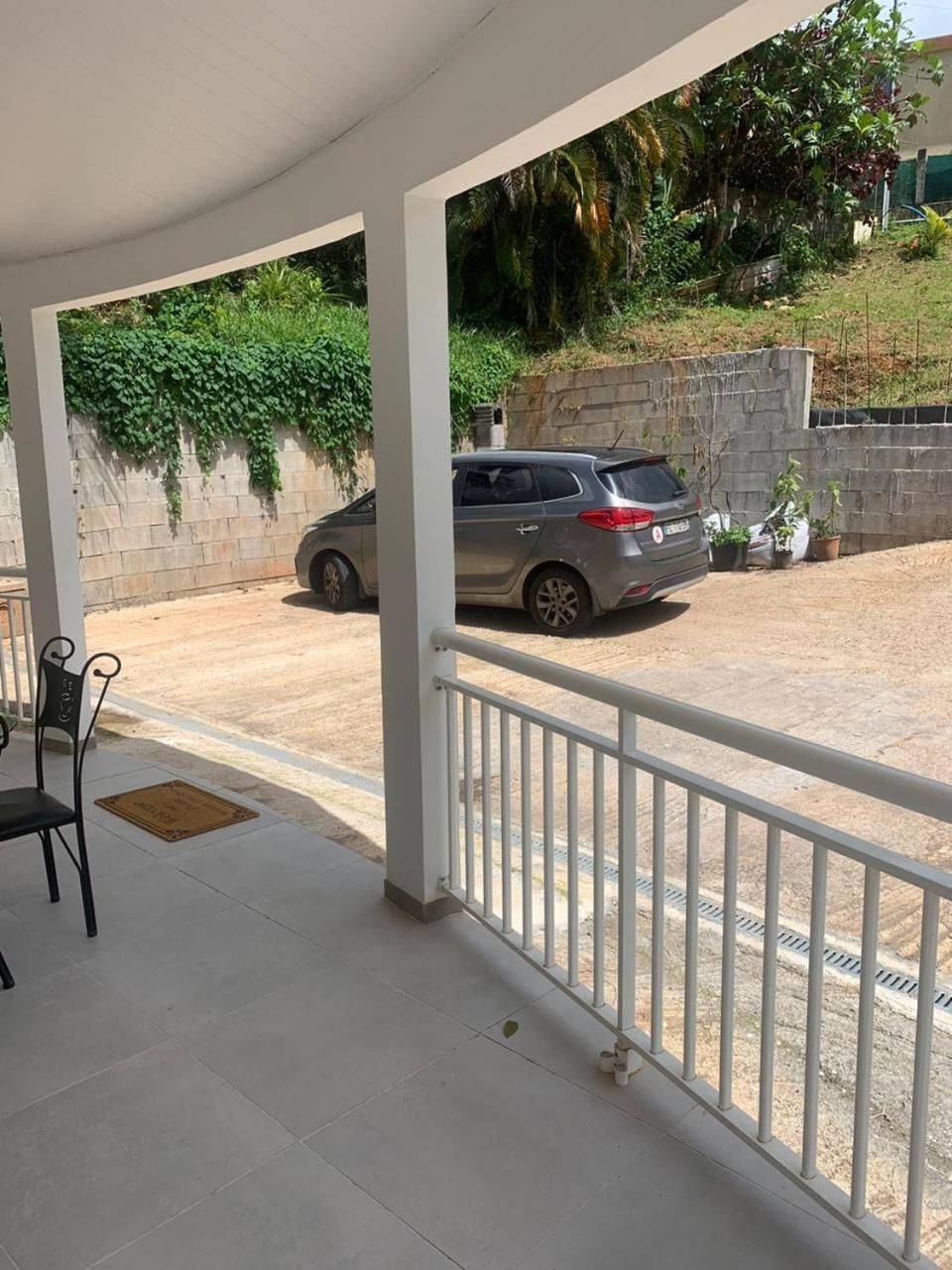 Villa les MAHOGANYS view 4
