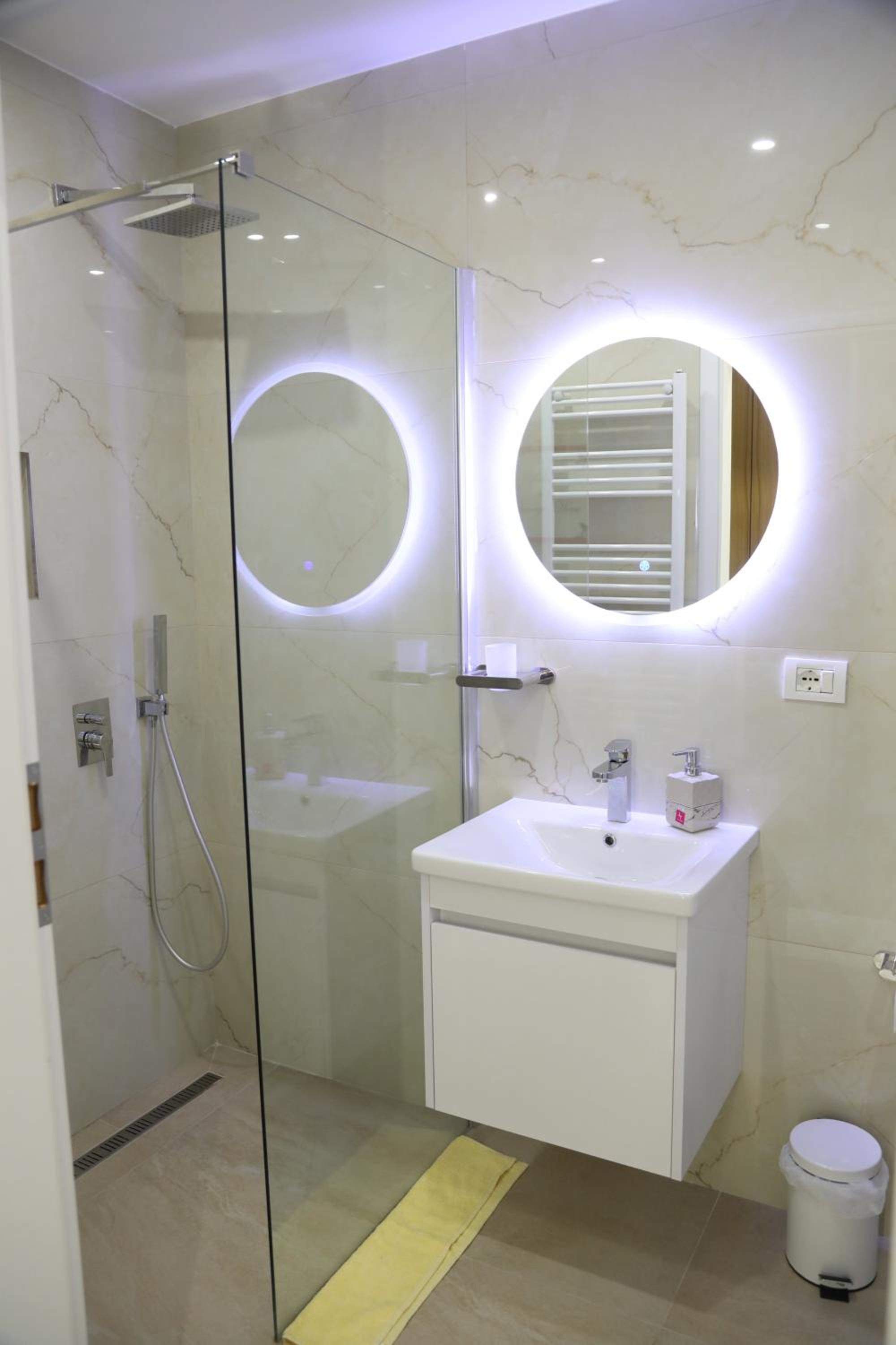 Tirana City Center Cozy Modern Apartment 9/B