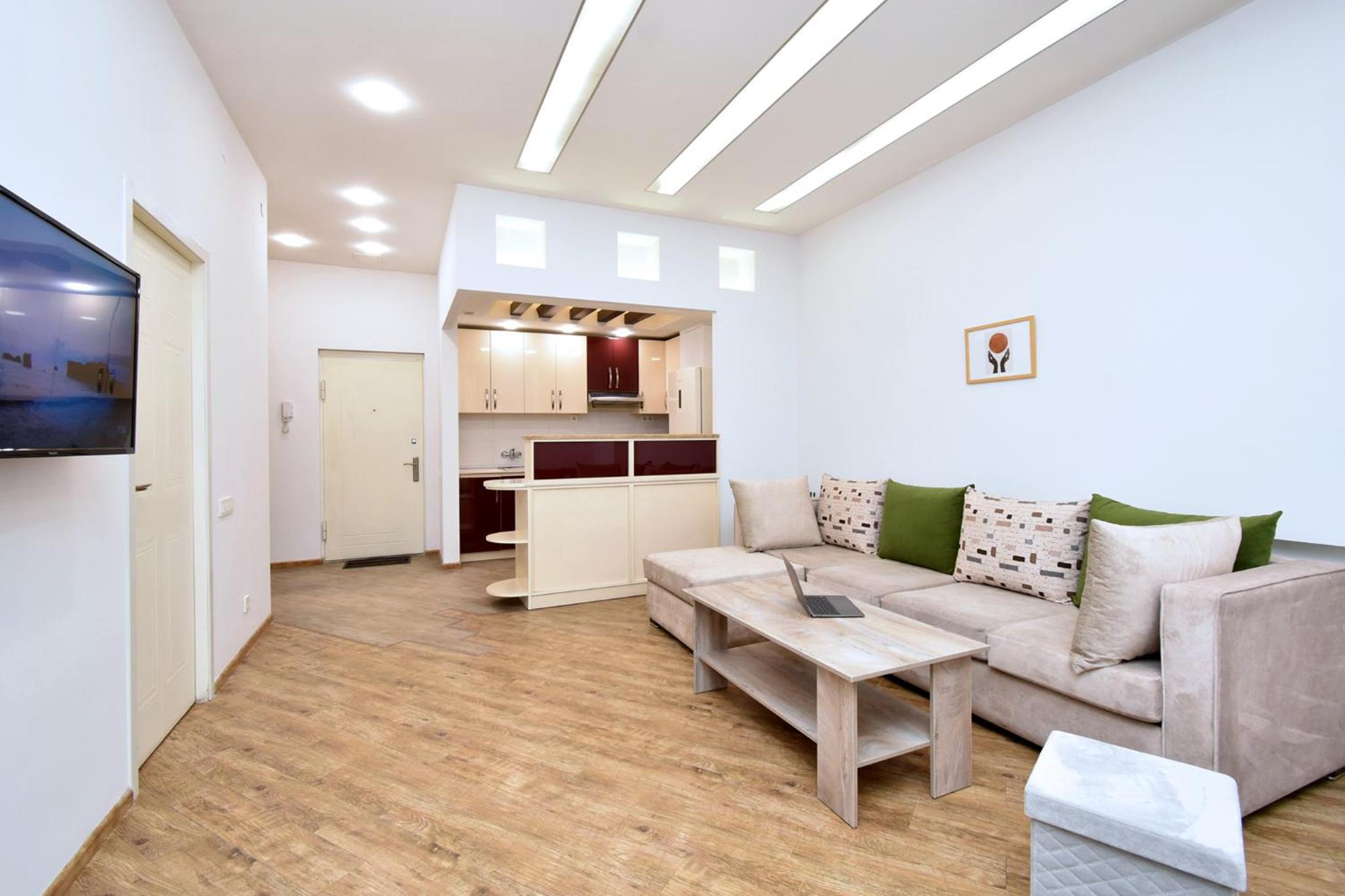 Apartment in Yerevan near Seasons park