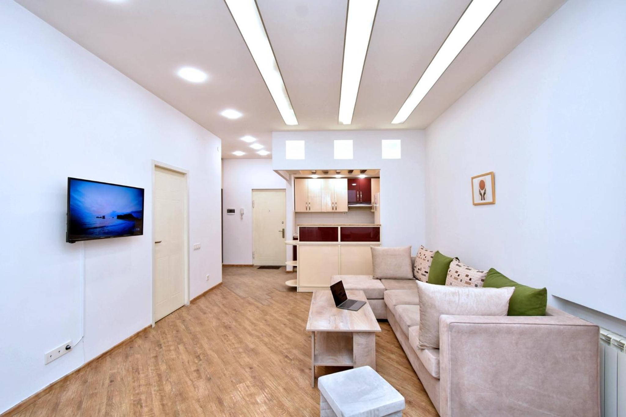 Apartment in Yerevan near Seasons park