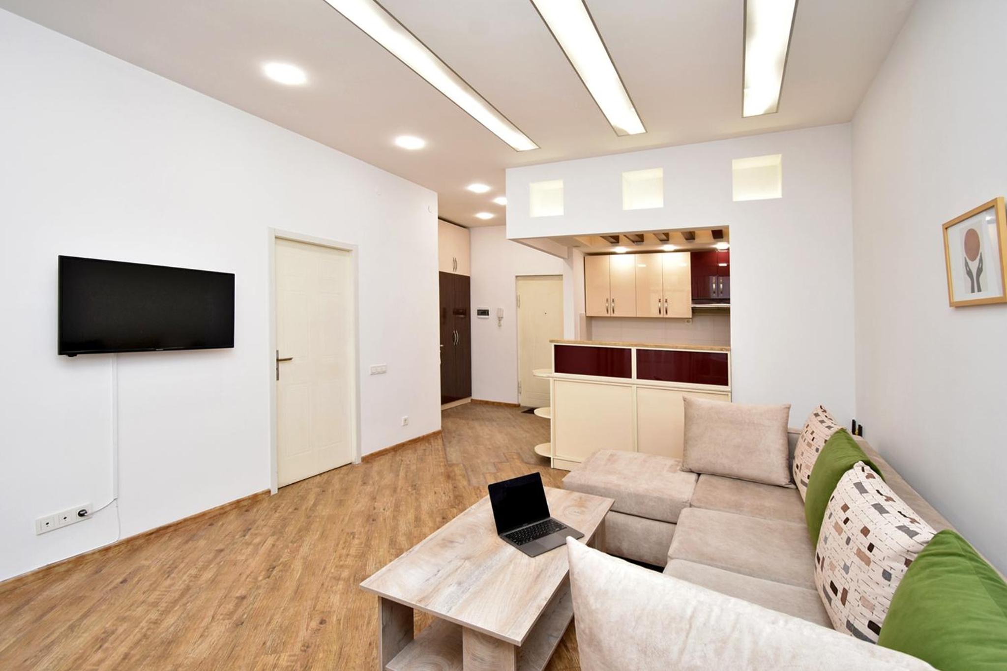 Apartment in Yerevan near Seasons park