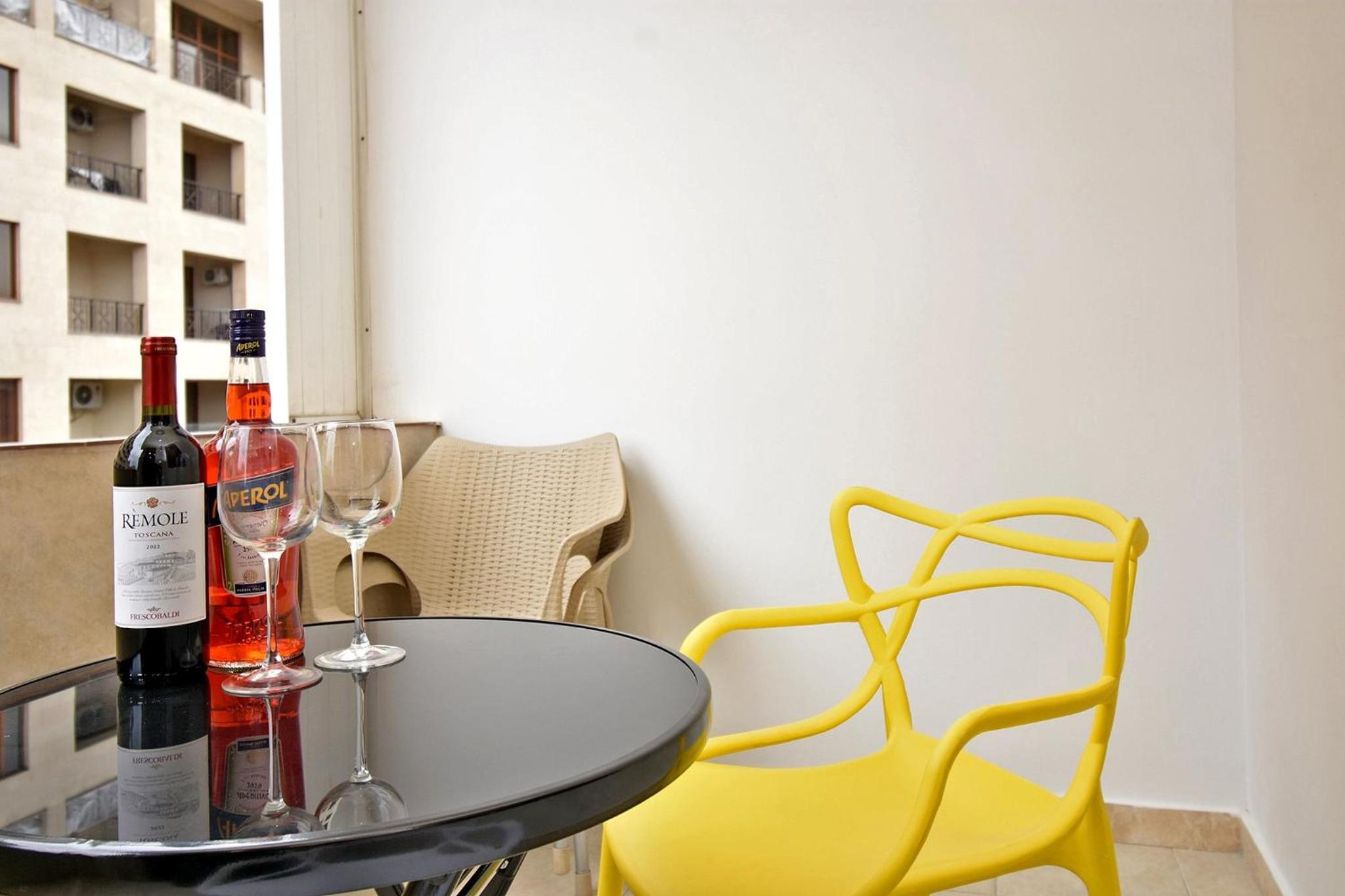 Apartment in Yerevan near Seasons park