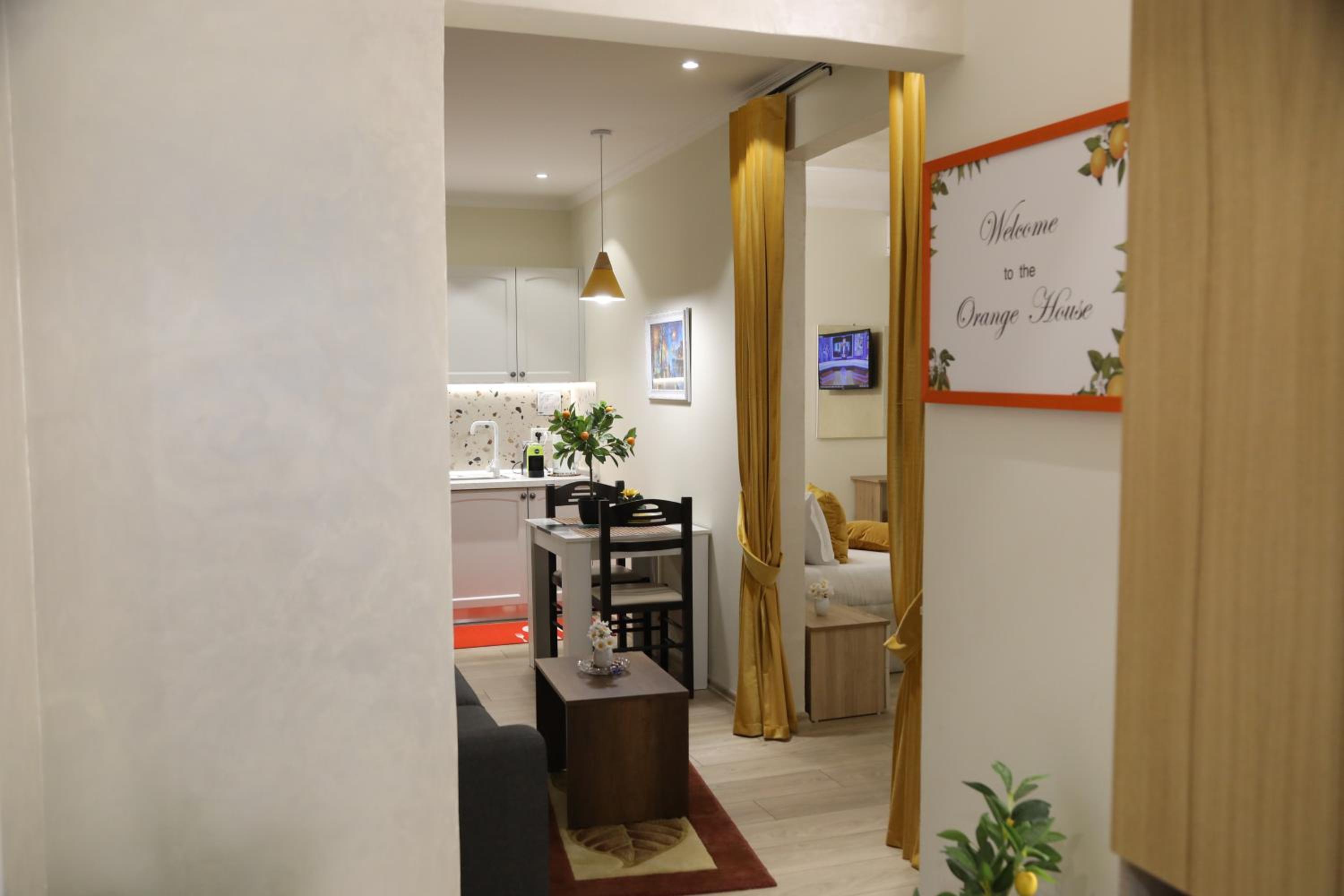 Tirana City Center Cozy Modern Apartment 9/B