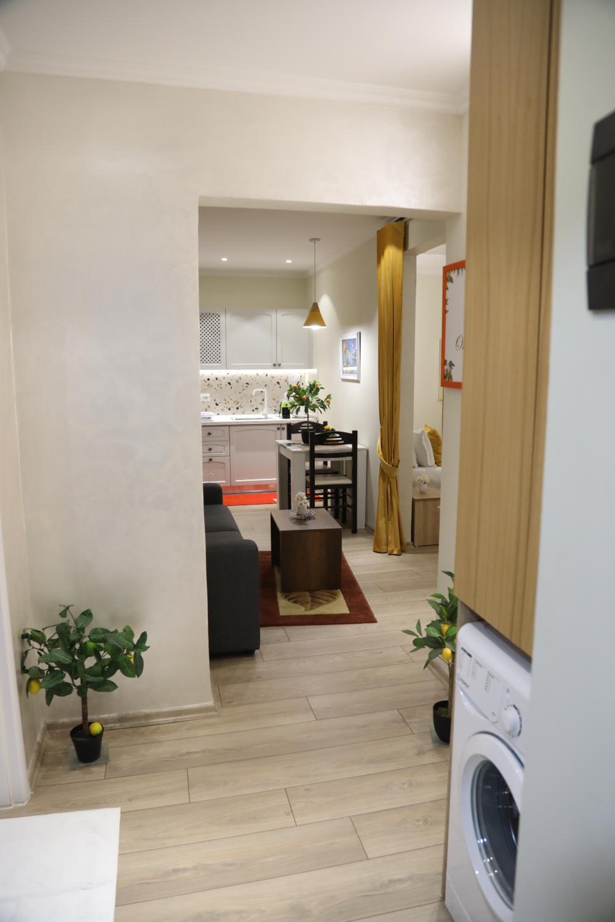 Tirana City Center Cozy Modern Apartment 9/B