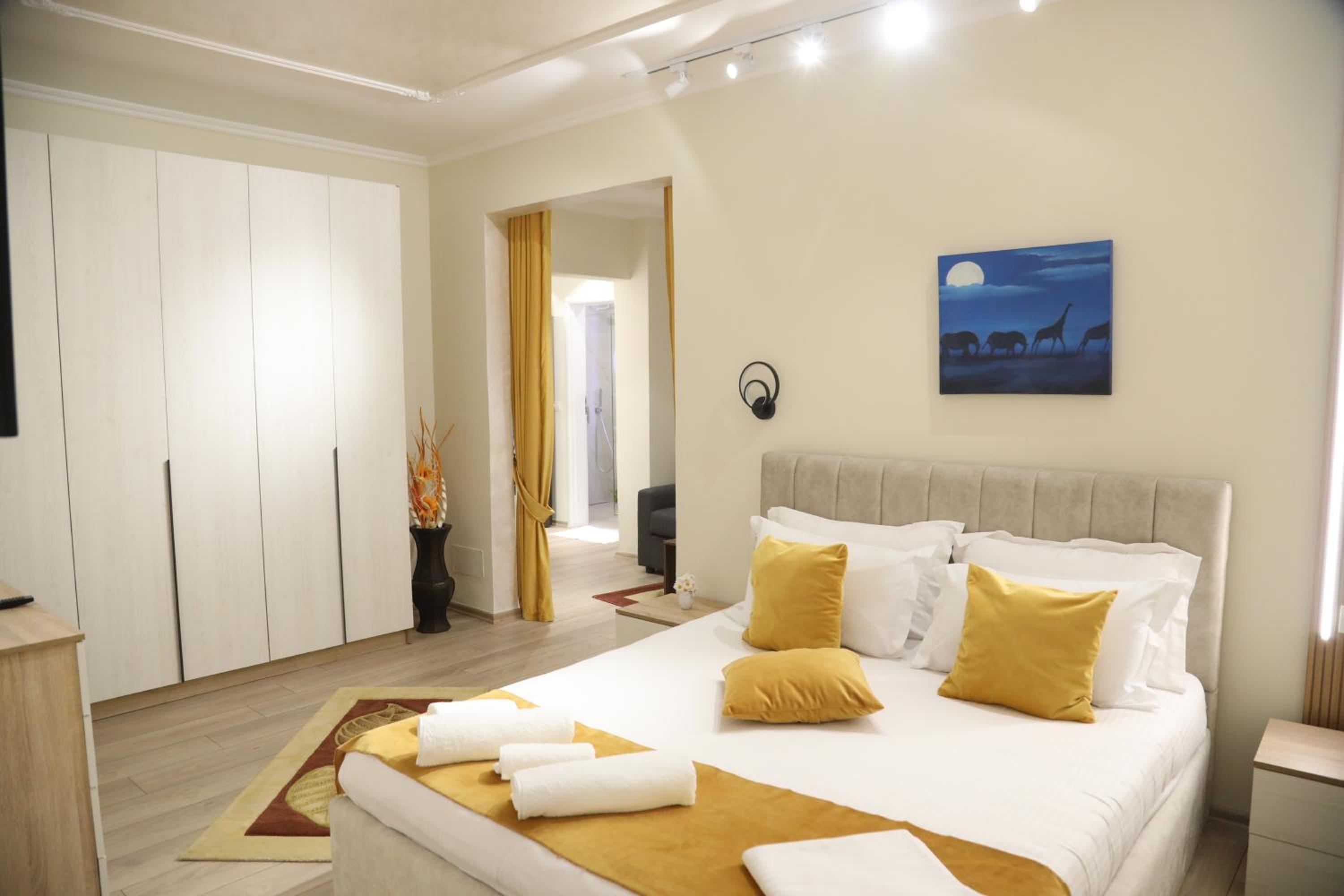 Tirana City Center Cozy Modern Apartment 9/B