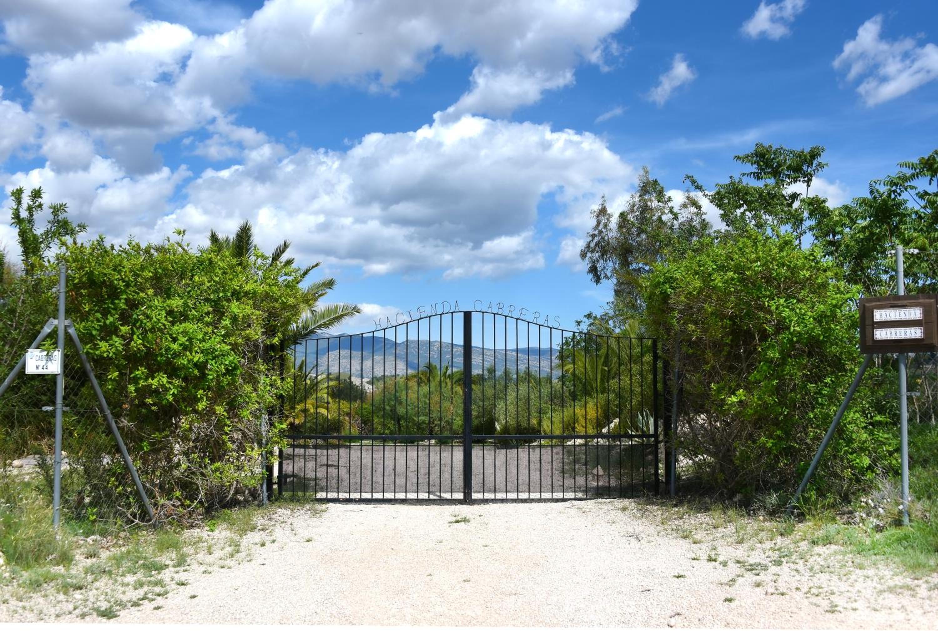 Hacienda Cabreras