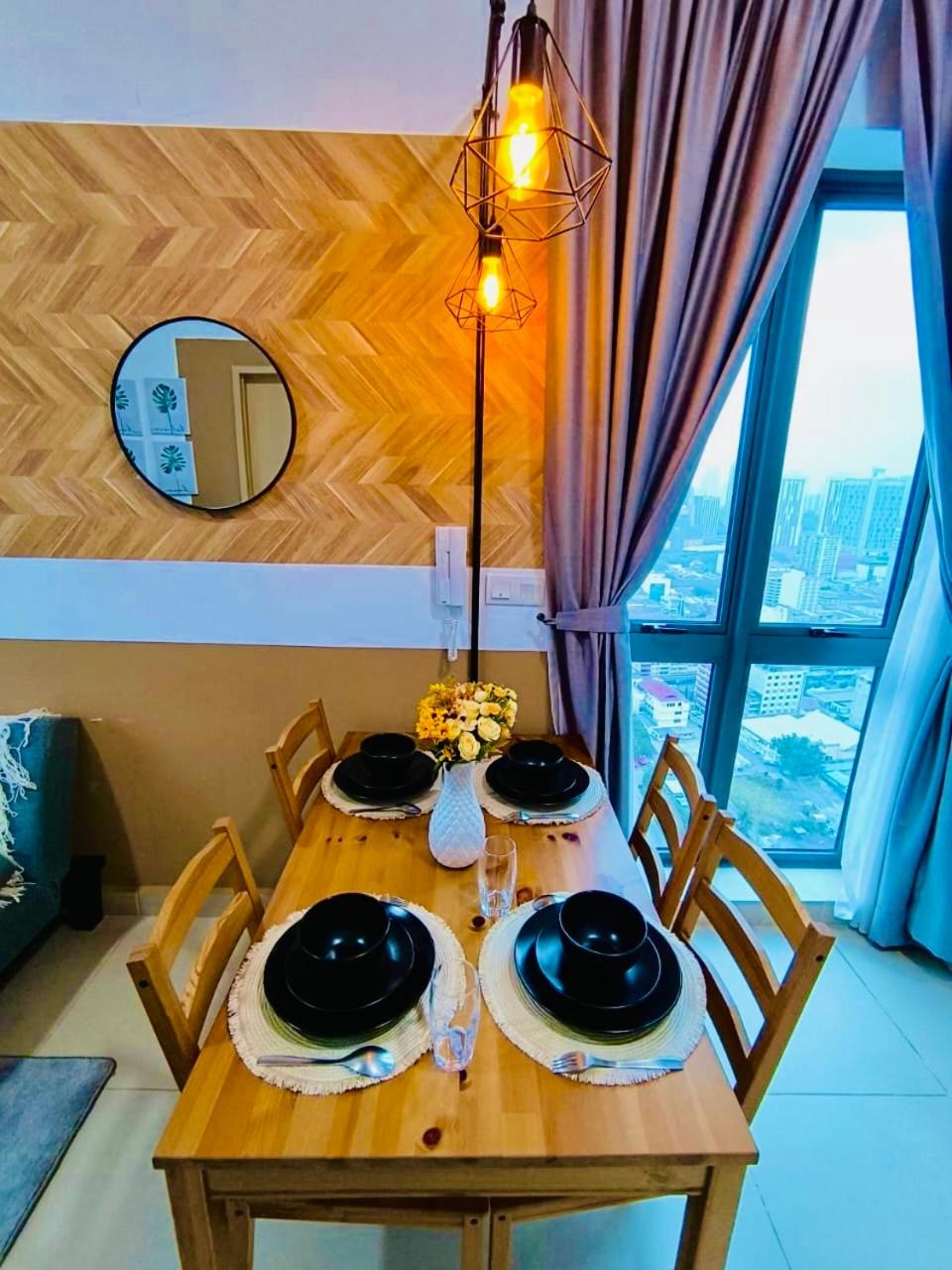 The Luxe Suites KLCC by Cozy Stay