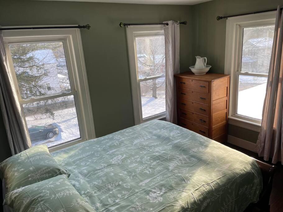 Berkshire House Stay view 5