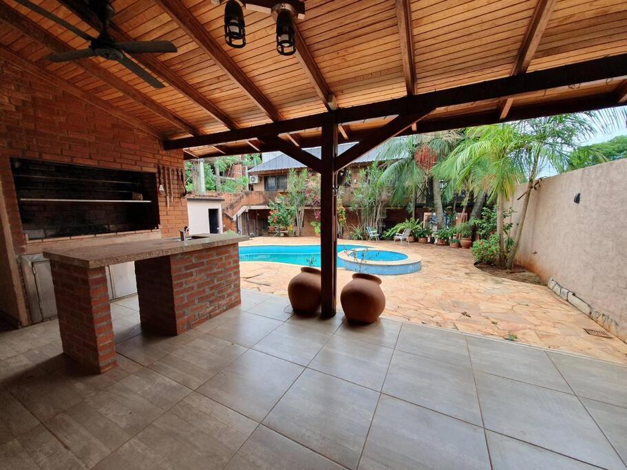 Encantadora casa con piscina