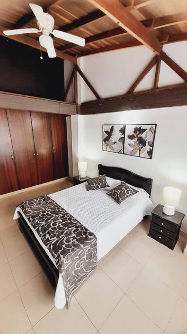 Apartamento Turístico En Calarcá Quindío a 10 min de Armenia
