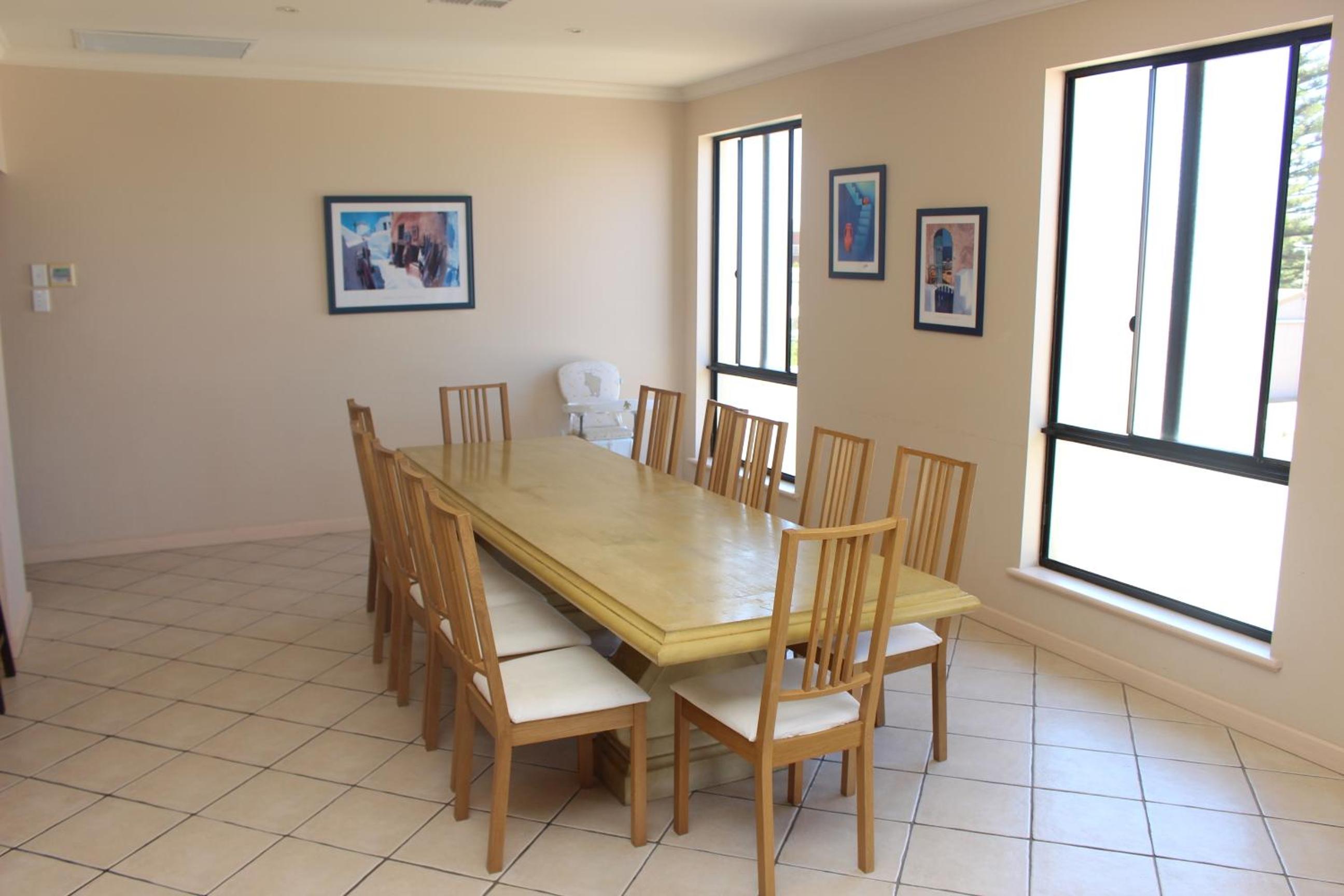 The Lighthouse - Beachfront Accommodation