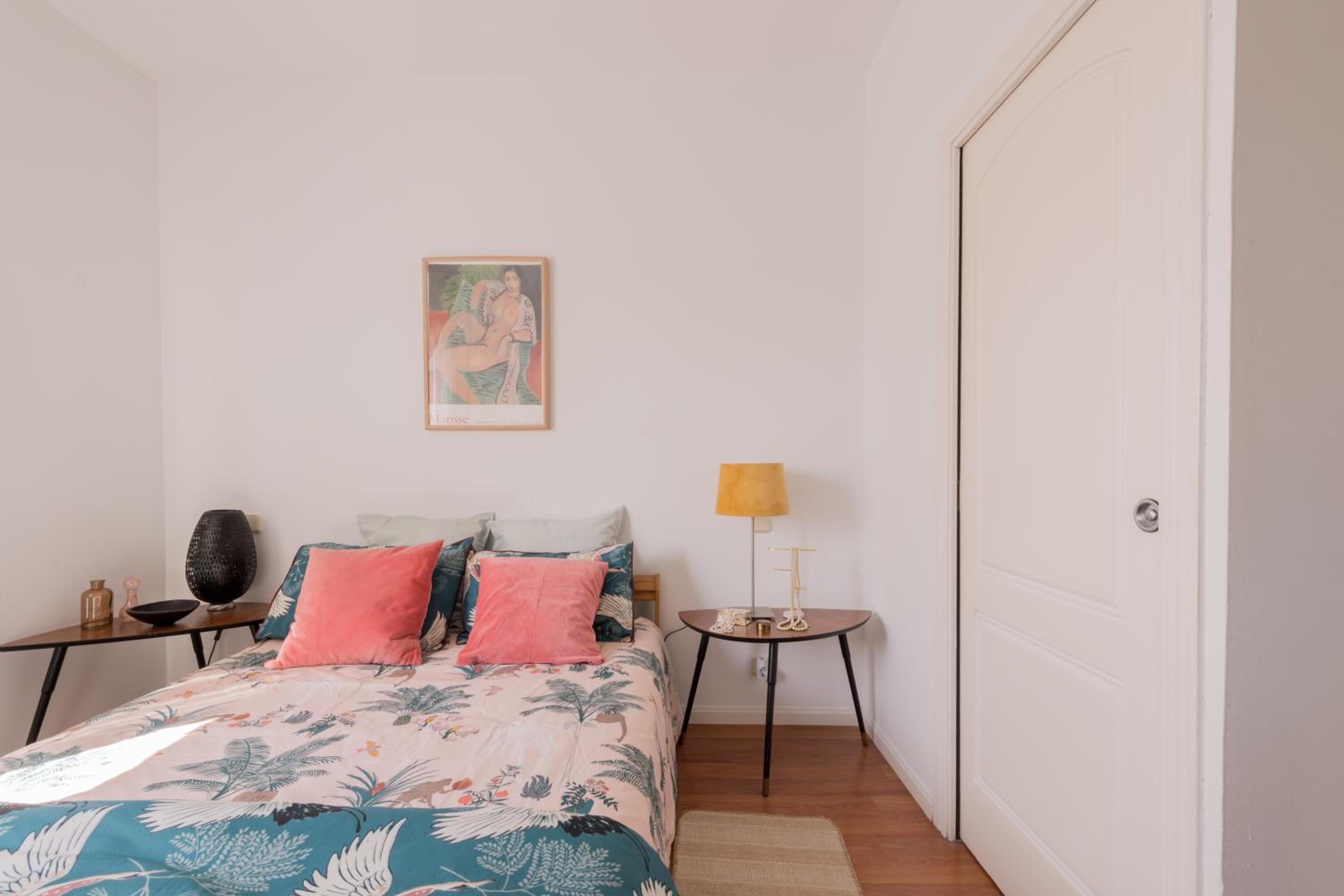 Cozy and Stylish Room with Natural Light and Vibrant Decor