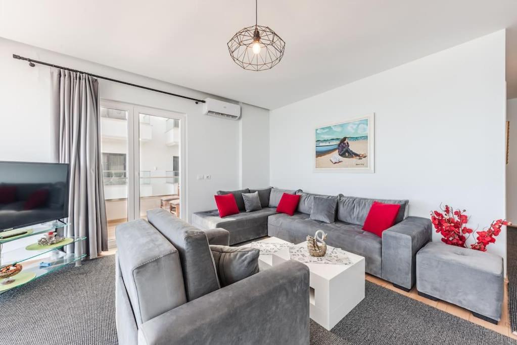 Seaview Luxury Suite by PS