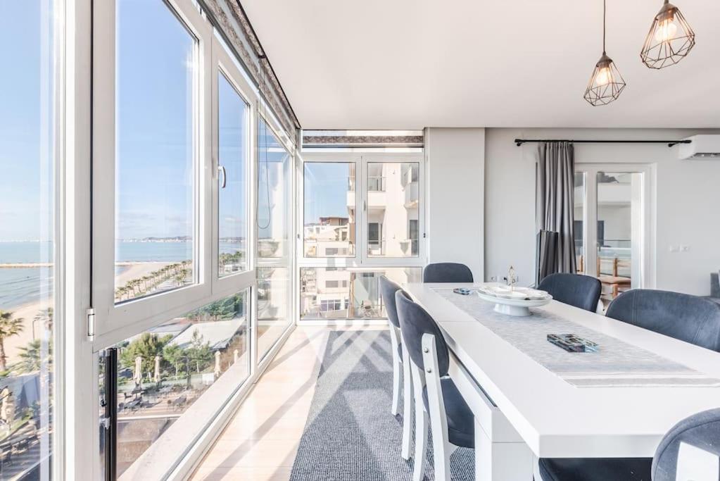 Seaview Luxury Suite by PS