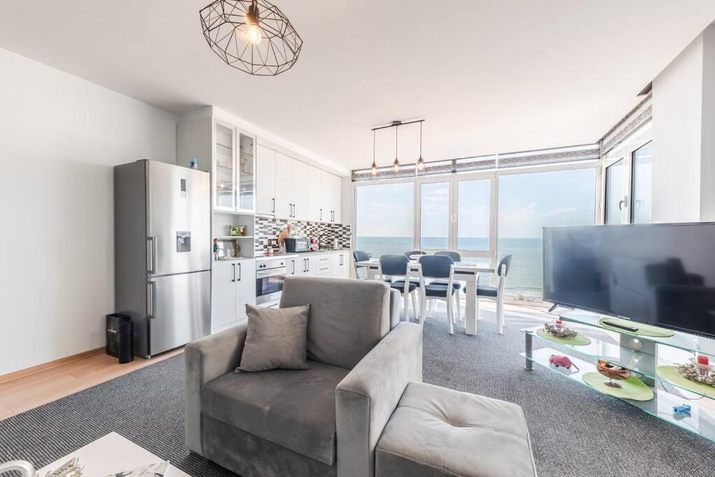 Seaview Luxury Suite by PS