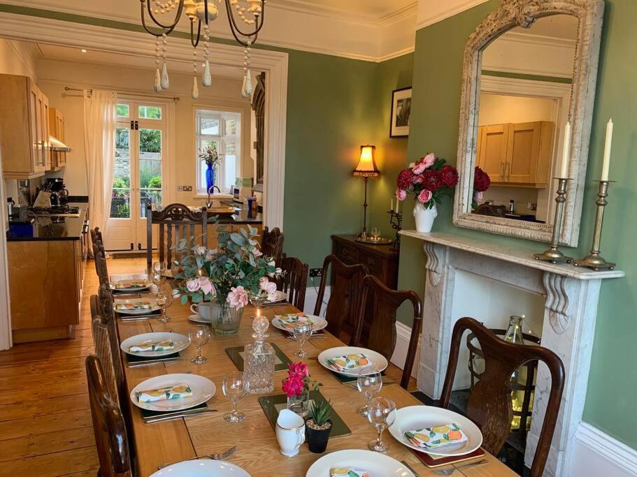 Ramsgate Retreats - Latimer House, boutique seaside holiday home for large families, groups, golf