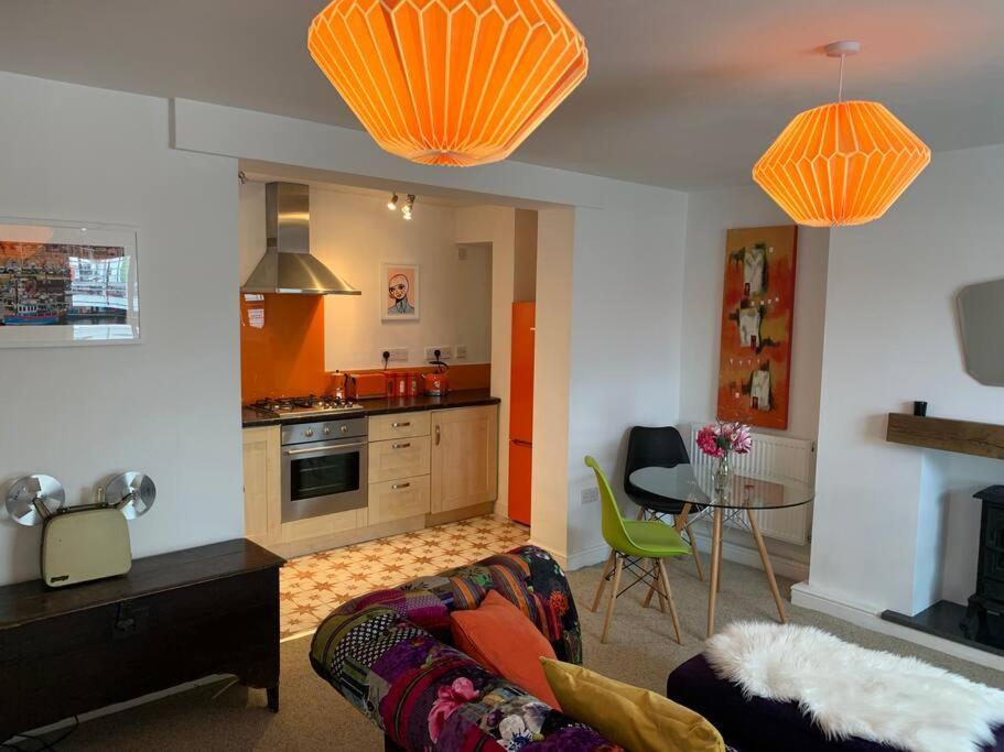 Ramsgate Retreats - Latimer House, boutique seaside holiday home for large families, groups, golf