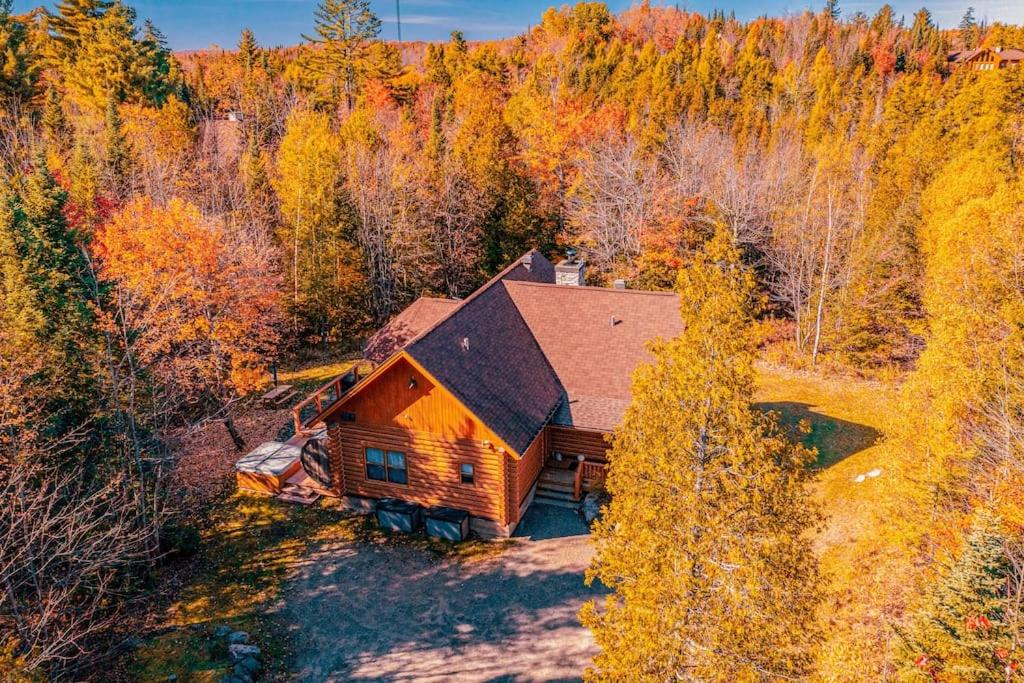 Bee Private Hot Tub Sauna Ski, Snowshoes