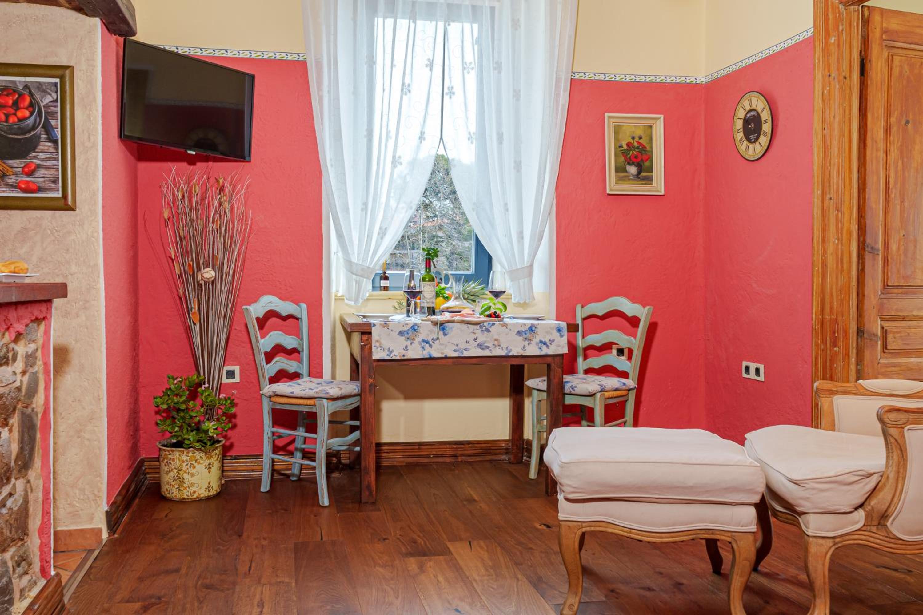 Apartma Casa della Pizza - Parking included view 3