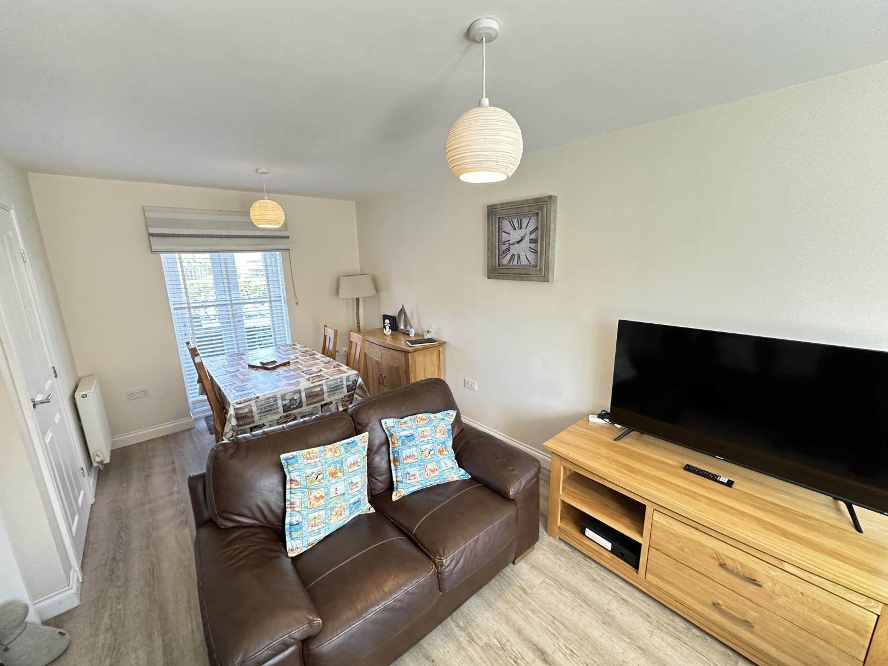 Admirals Cottage - Part of the The Bay Filey Holiday Village with pool, gym and direct beach access, pub, restaurant, tennis and meadows walks