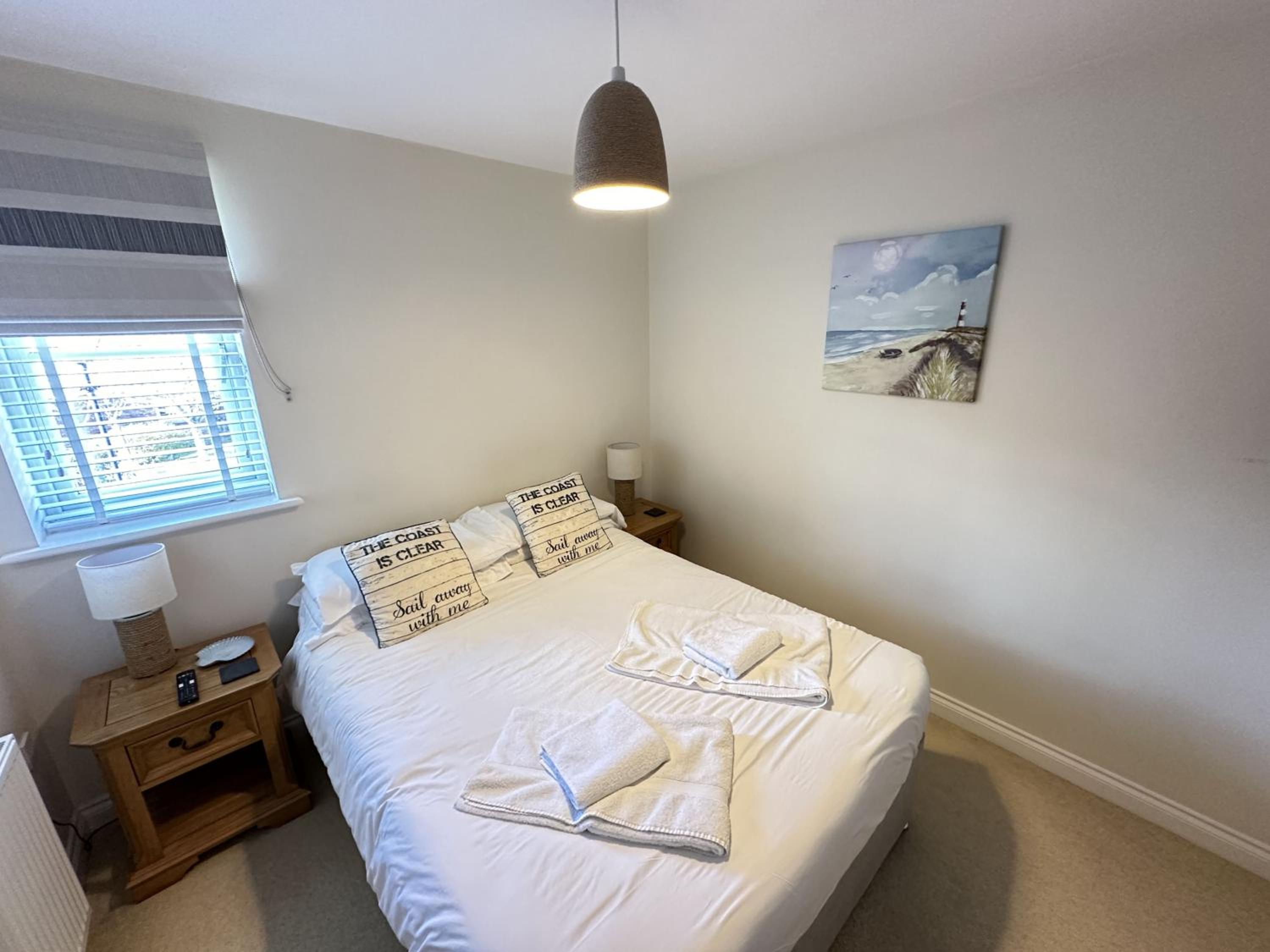 Admirals Cottage - Part of the The Bay Filey Holiday Village with pool, gym and direct beach access, pub, restaurant, tennis and meadows walks