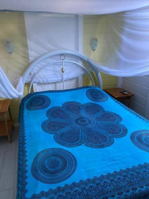 Bungalow Atoll Sainte-Anne view 2