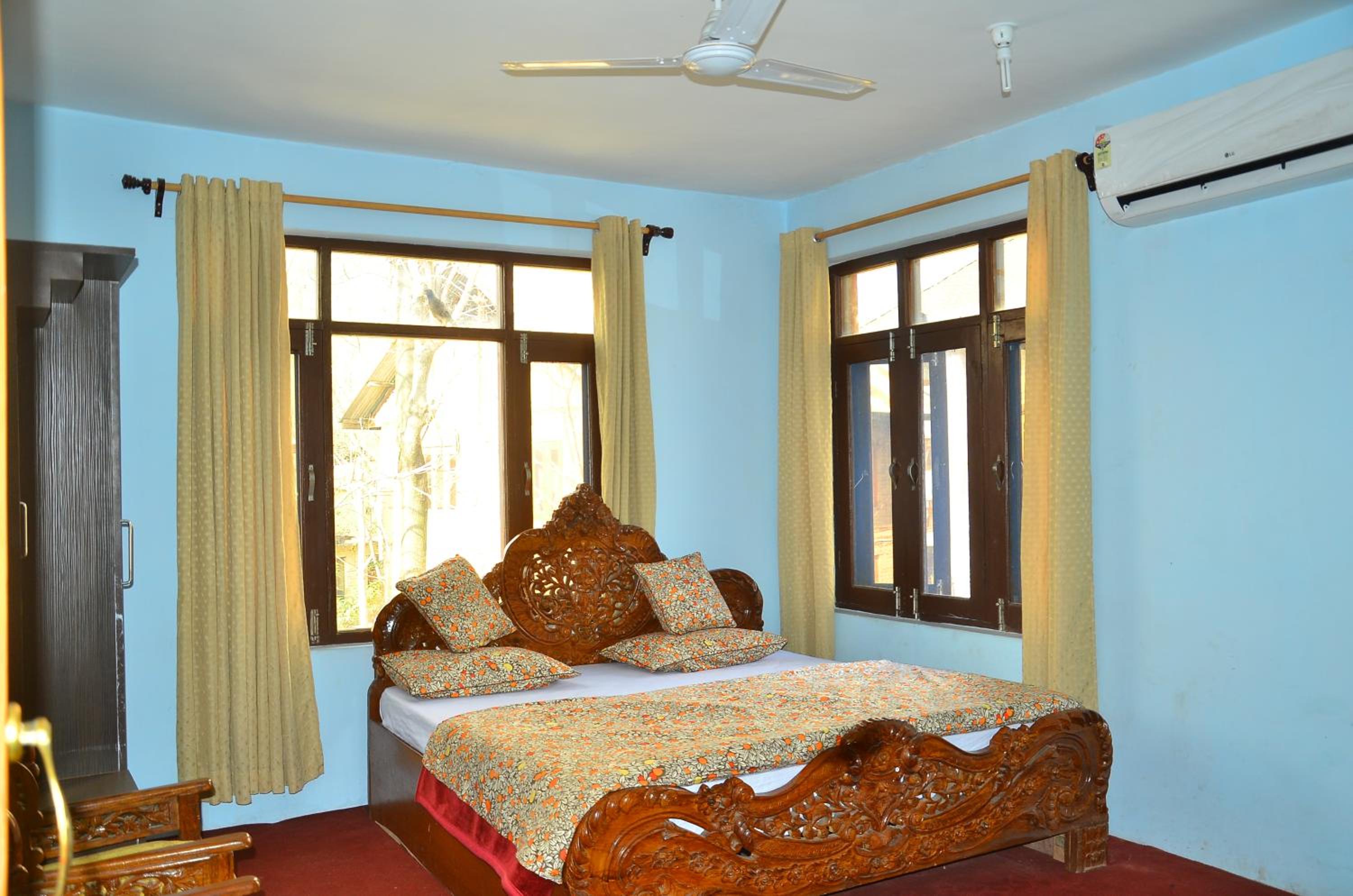 Hotel John's Palace view 5